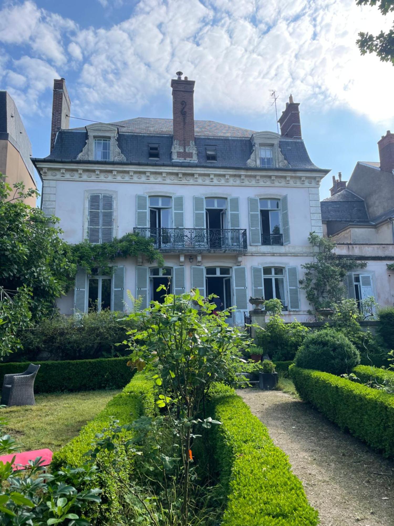 Belle Fontaine Hotel Bourges Buitenkant foto